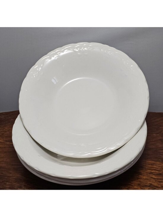 Tabletops Unlimited Other - 4 Versailles Soup Bowls by Tabletops Unlimited 8" wide rim embossed vintage scal